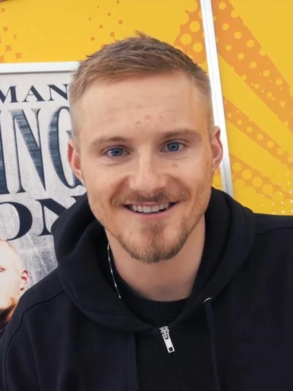 Alexander Ludwig birth chart