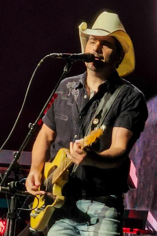 Brad Paisley birth chart