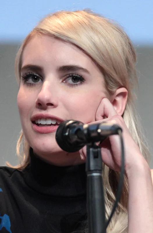 Emma Roberts birth chart