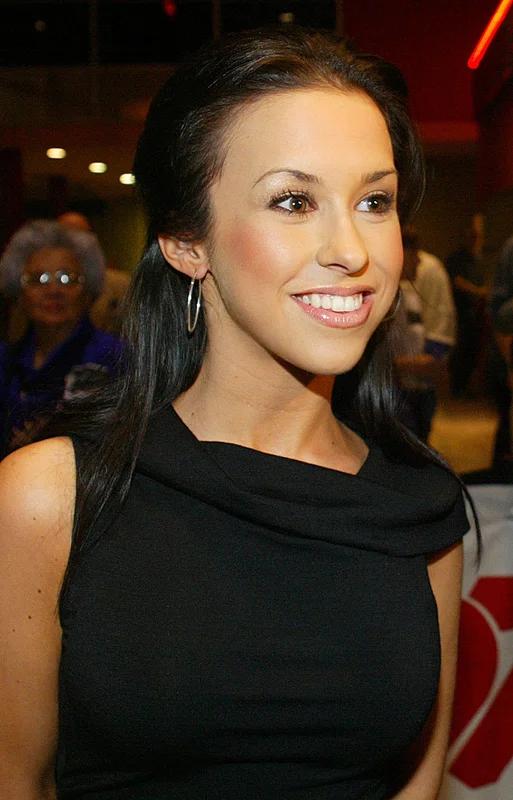 Lacey Chabert birth chart