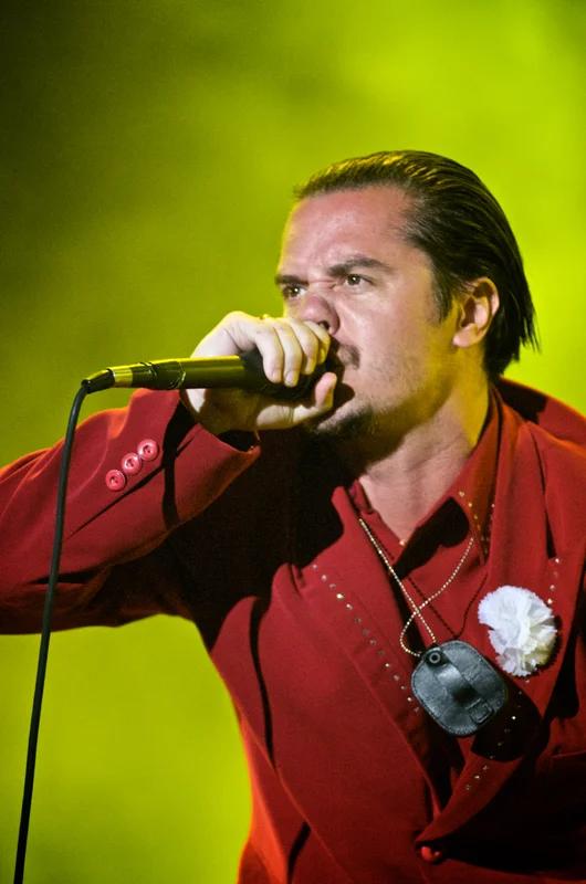 Mike Patton birth chart